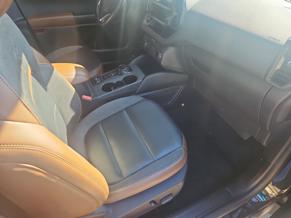 Thumbnail: 2023 Ford Bronco Sport - 8