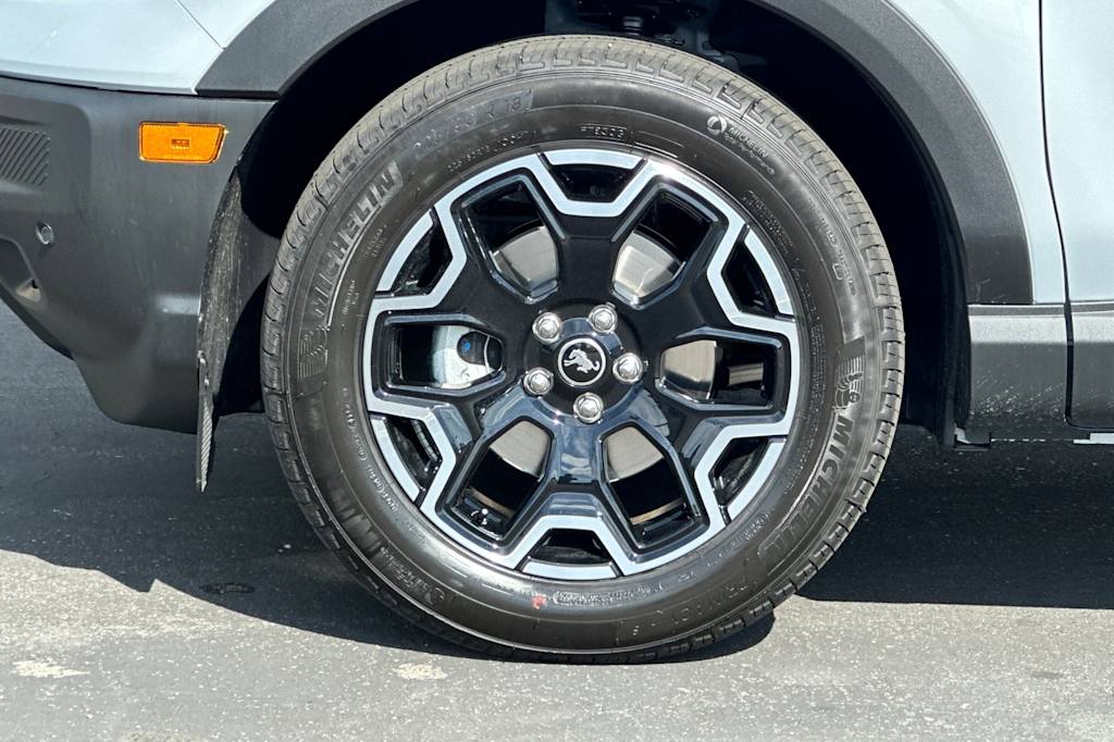 Thumbnail: 2026 Ford Bronco Sport - 8