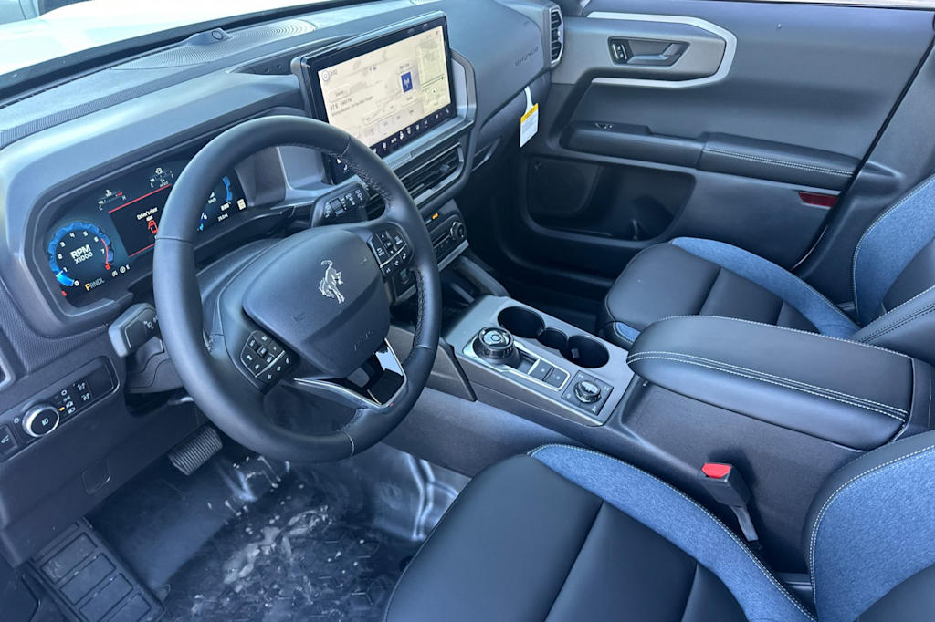 Thumbnail: 2025 Ford Bronco Sport - 8