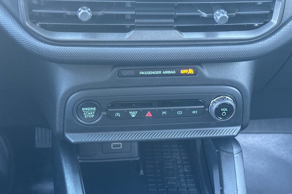 Thumbnail: 2025 Ford Bronco Sport - 25