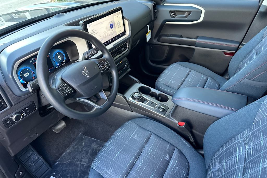 Thumbnail: 2025 Ford Bronco Sport - 10