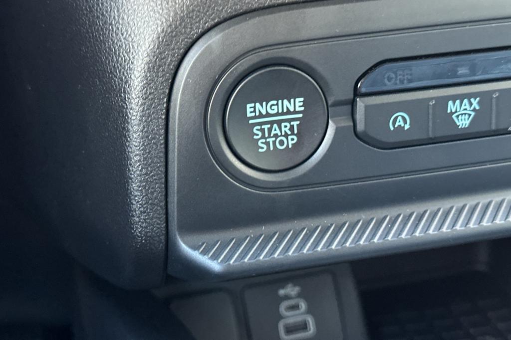 Thumbnail: 2025 Ford Bronco Sport - 26