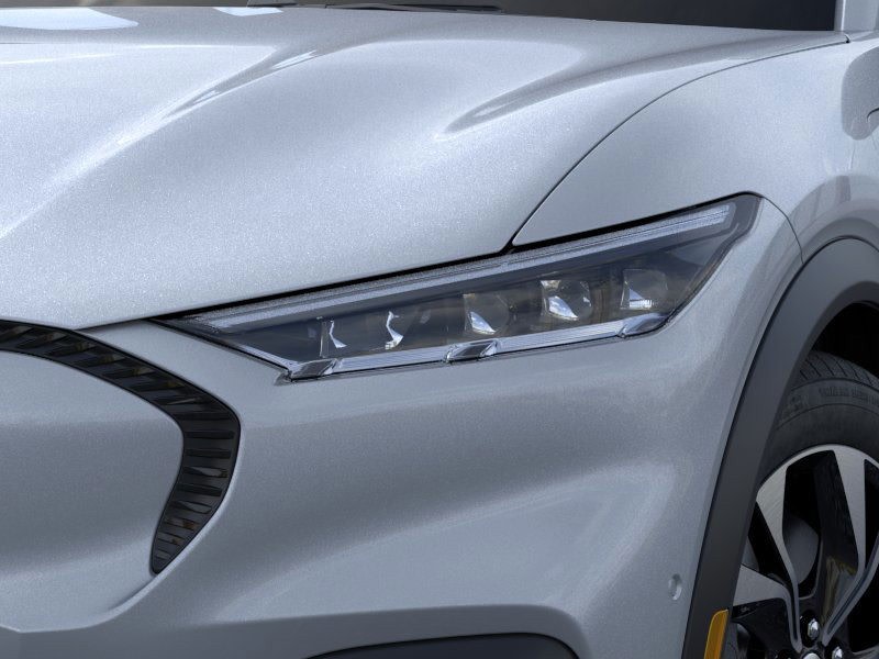 2025 Ford Mustang Mach-E Select 6