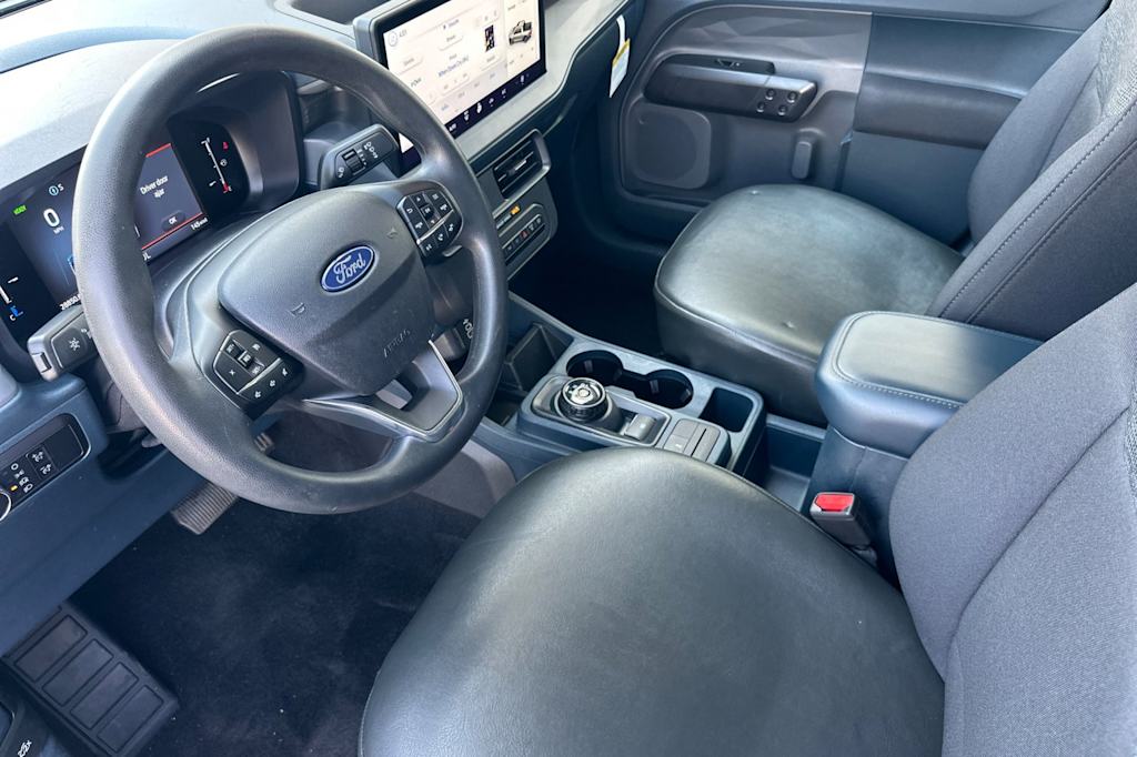Thumbnail: 2025 Ford Maverick - 9