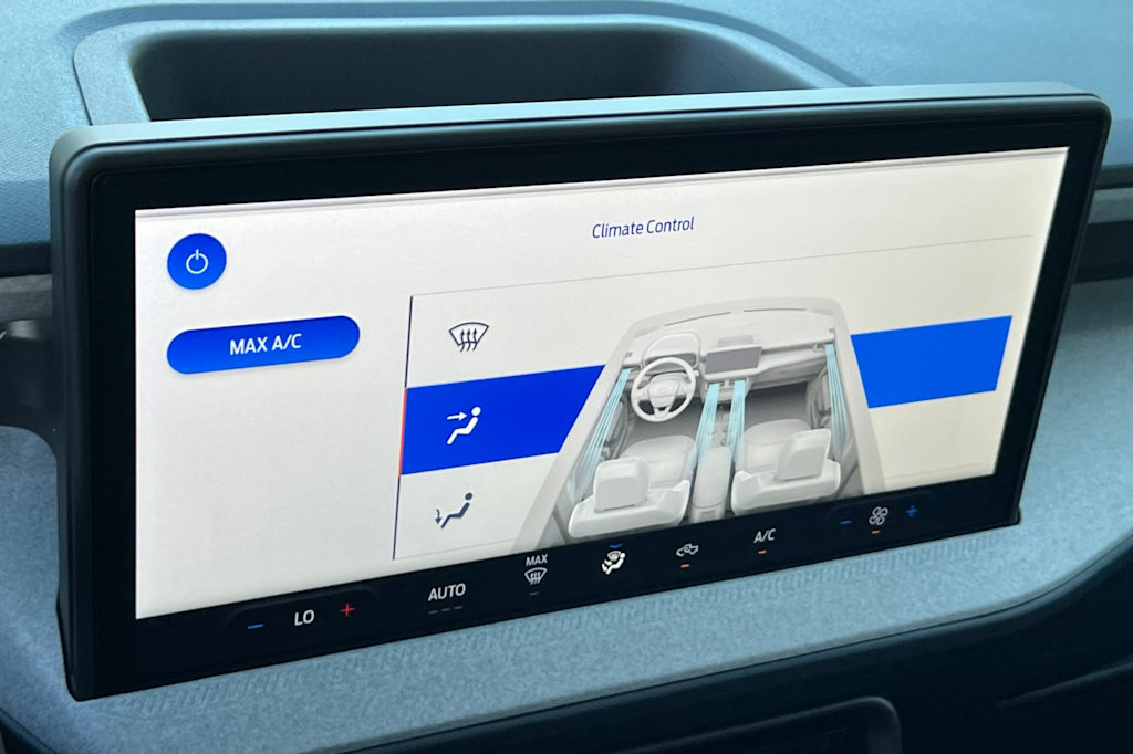 Thumbnail: 2026 Ford Maverick - 23