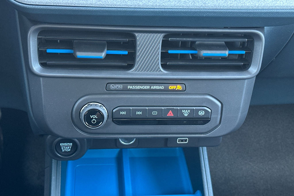 Thumbnail: 2025 Ford Maverick - 22