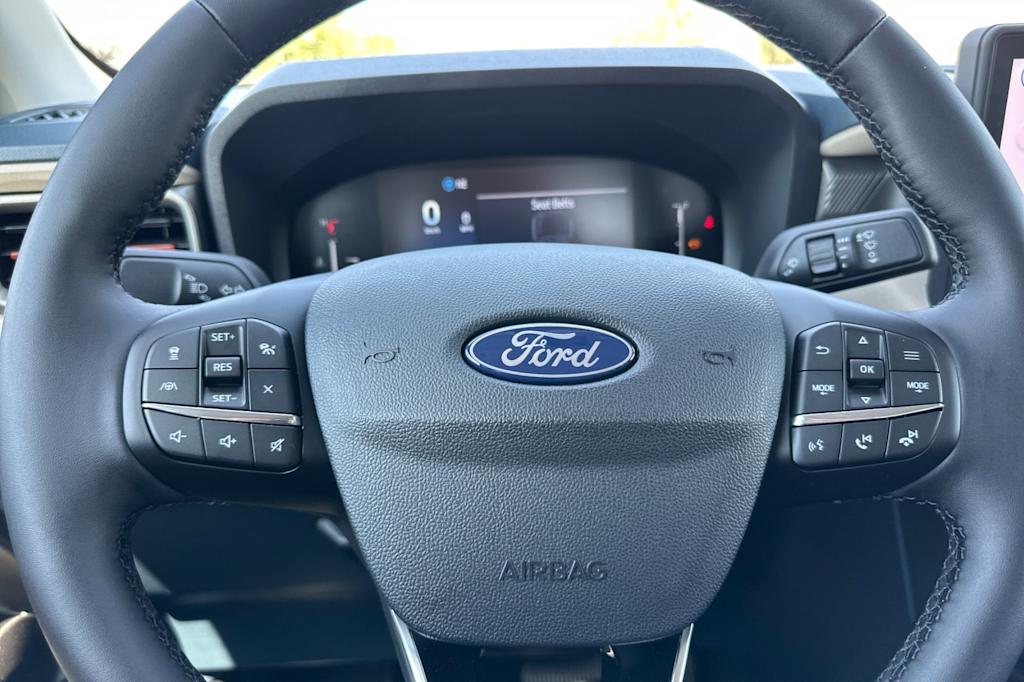 Thumbnail: 2025 Ford Maverick - 25