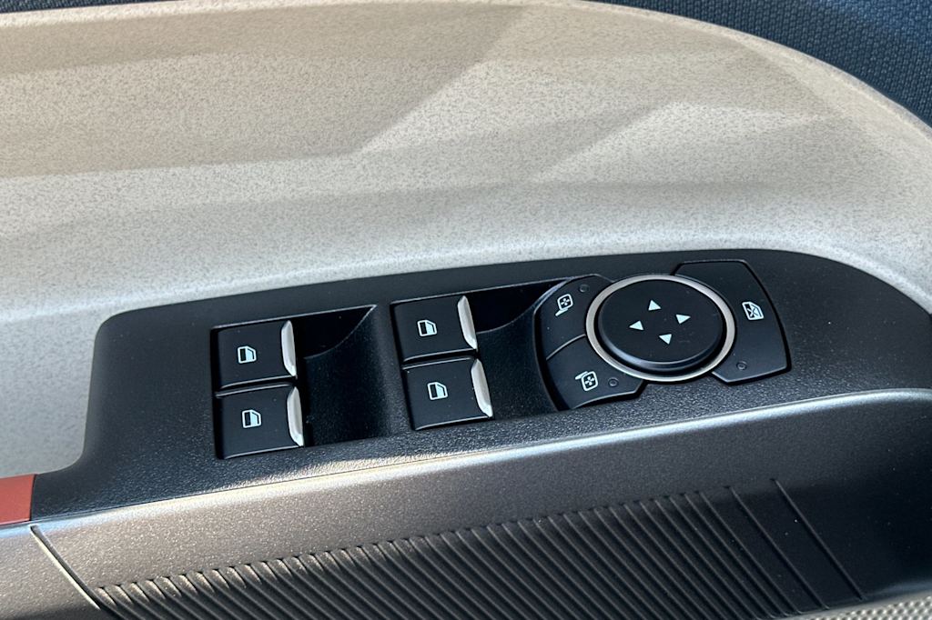 Thumbnail: 2025 Ford Maverick - 22