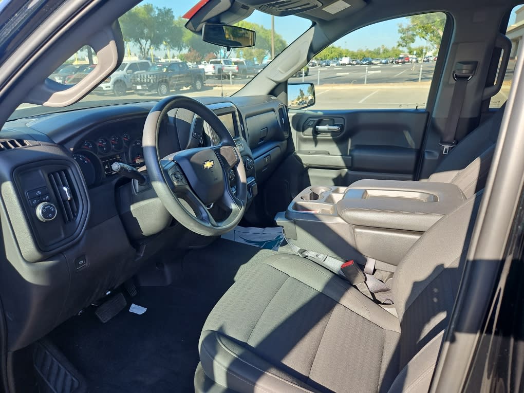 Thumbnail: 2023 Chevrolet Silverado 1500 - 9