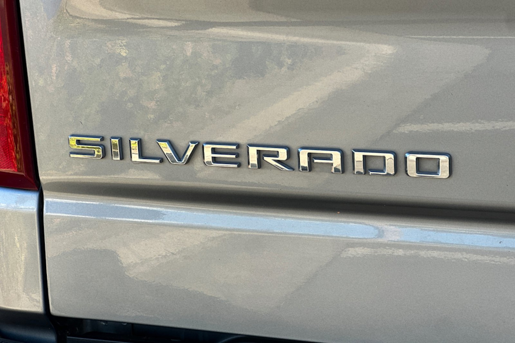 Thumbnail: 2023 Chevrolet Silverado 1500 - 7
