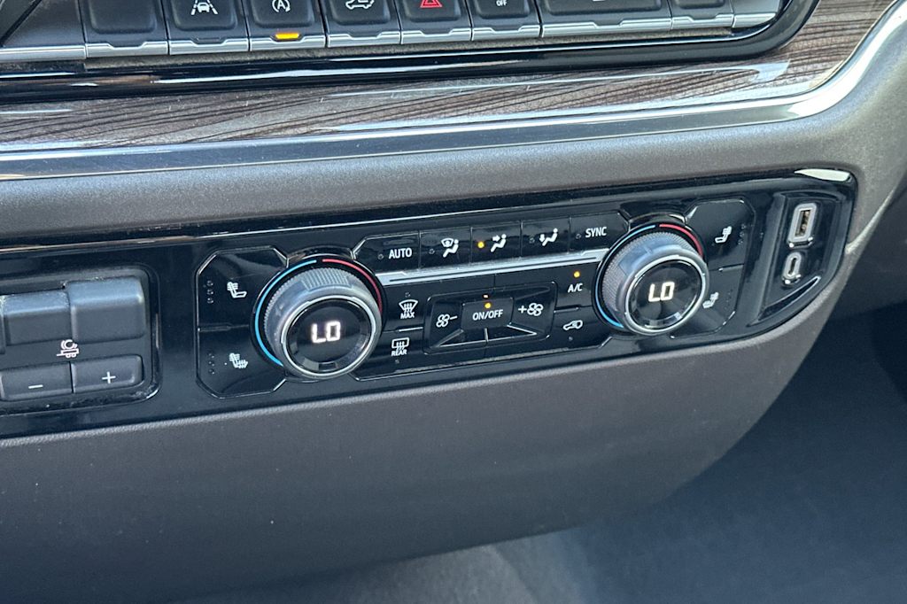 Thumbnail: 2023 Chevrolet Silverado 1500 - 24