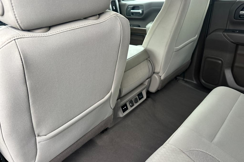 Thumbnail: 2019 Chevrolet Silverado 1500 - 10