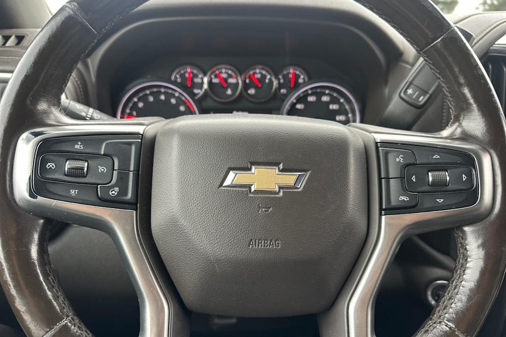 Thumbnail: 2019 Chevrolet Silverado 1500 - 25