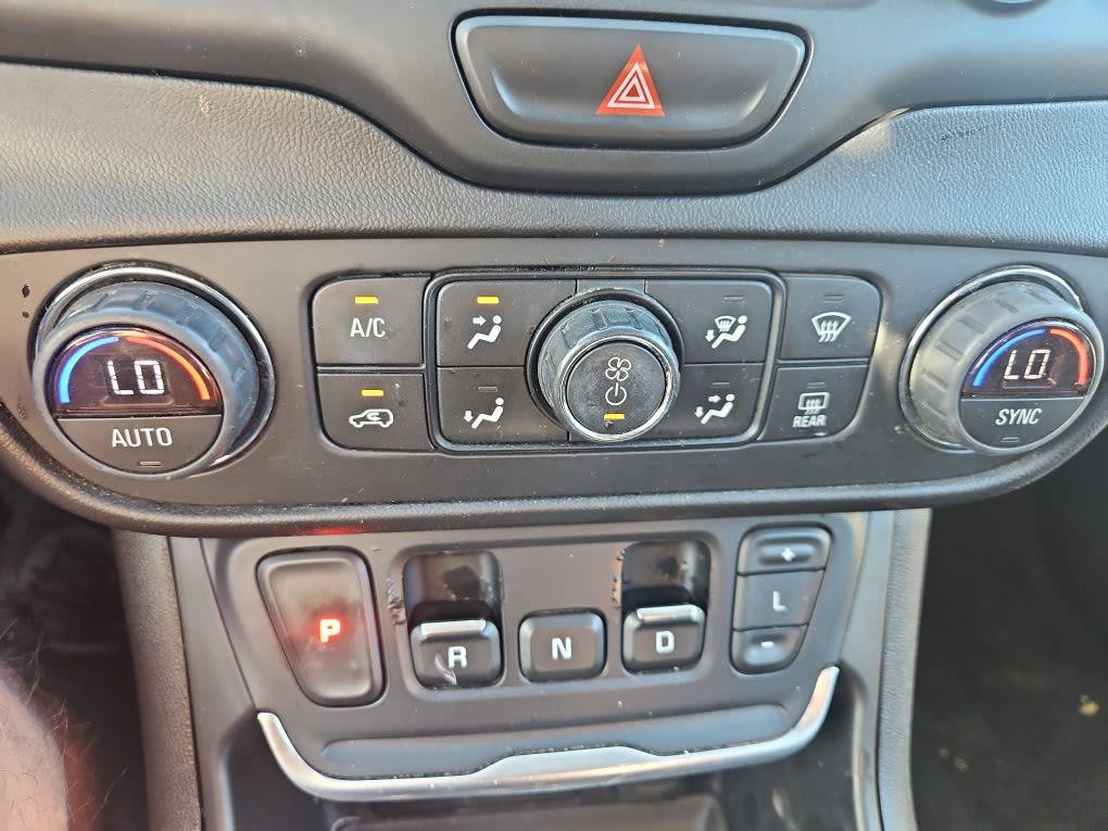 Thumbnail: 2019 GMC Terrain - 20