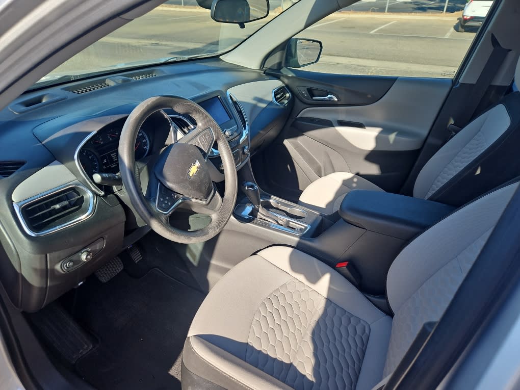 Thumbnail: 2020 Chevrolet Equinox - 10