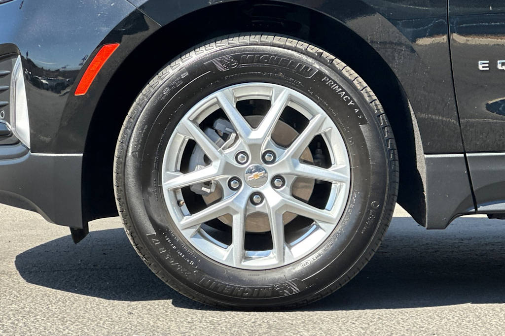 Thumbnail: 2023 Chevrolet Equinox - 8