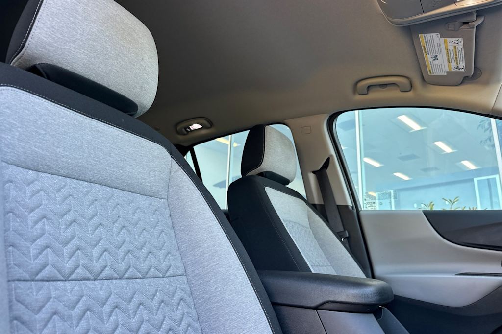 Thumbnail: 2023 Chevrolet Equinox - 10