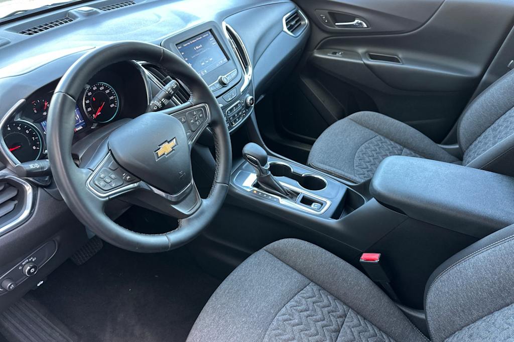 Thumbnail: 2023 Chevrolet Equinox - 9