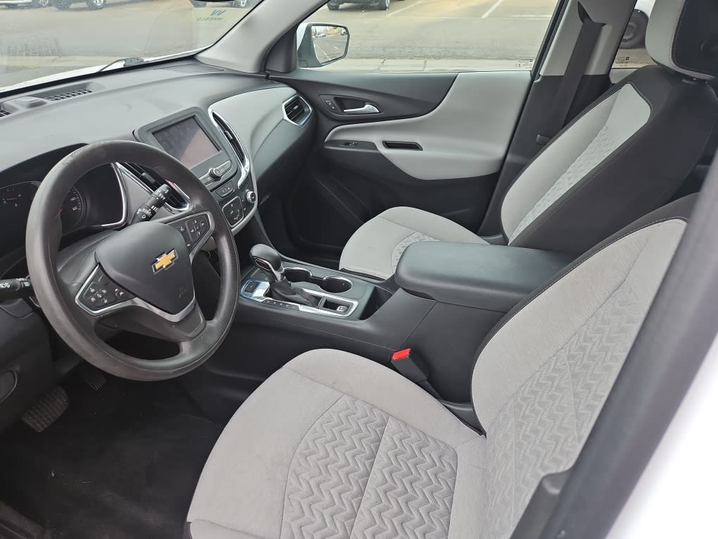 Thumbnail: 2023 Chevrolet Equinox - 10