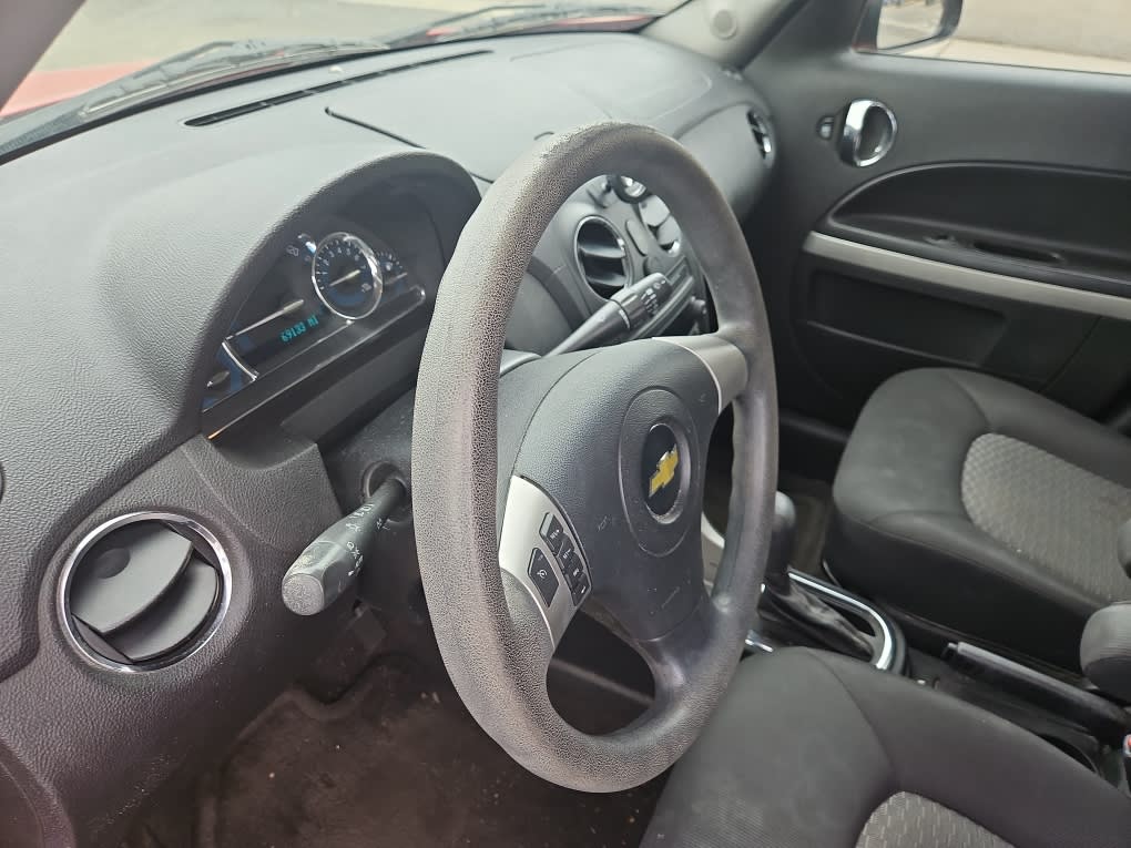 Thumbnail: 2010 Chevrolet HHR - 2