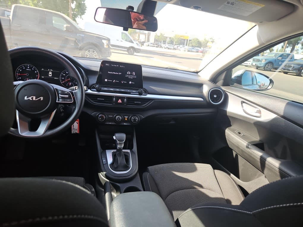 Thumbnail: 2023 Kia Forte - 2