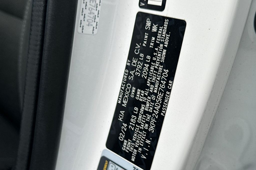 Thumbnail: 2024 Kia Forte - 16