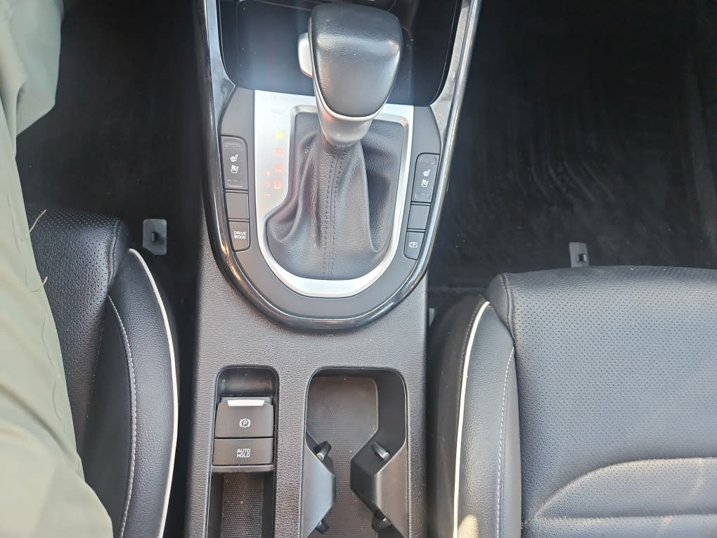 Thumbnail: 2024 Kia Forte - 21