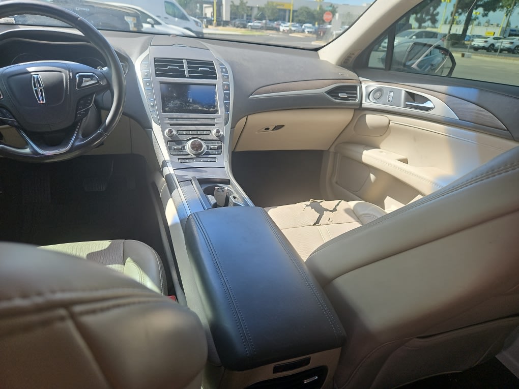 Thumbnail: 2019 Lincoln MKZ - 7