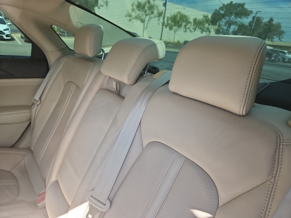 Thumbnail: 2019 Lincoln MKZ - 8