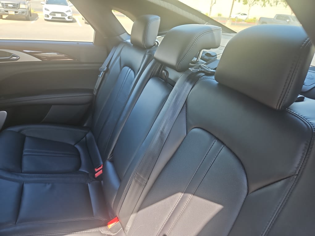 Thumbnail: 2019 Lincoln MKZ - 20