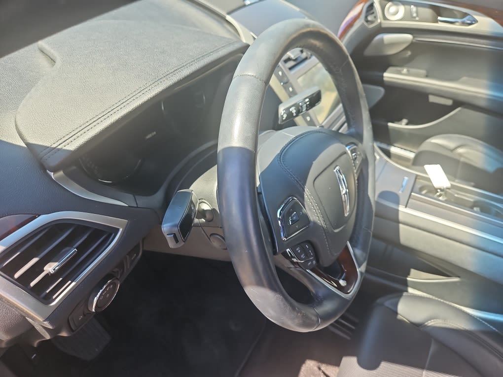 Thumbnail: 2019 Lincoln MKZ - 2
