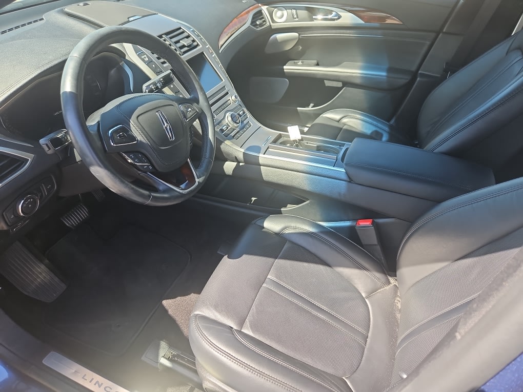 Thumbnail: 2019 Lincoln MKZ - 9