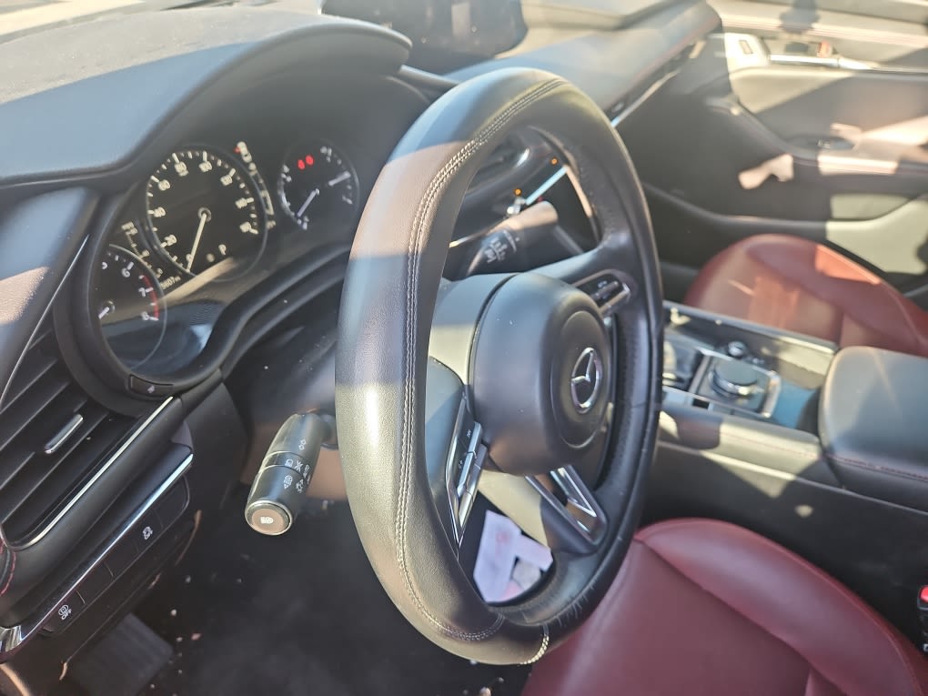 Thumbnail: 2022 Mazda Mazda3 - 2