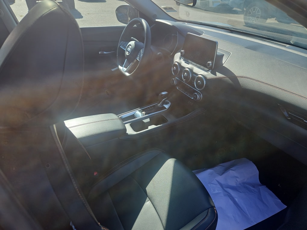 Thumbnail: 2023 Nissan Sentra - 11