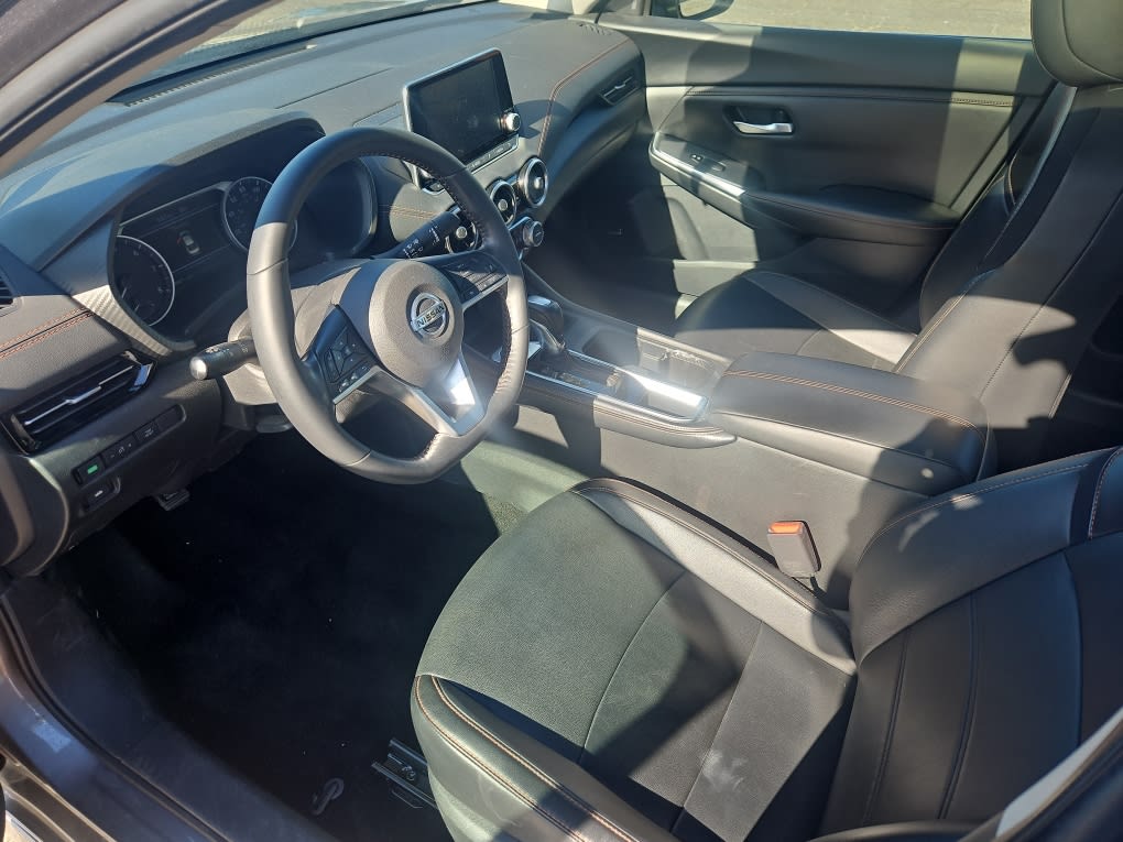 Thumbnail: 2023 Nissan Sentra - 9