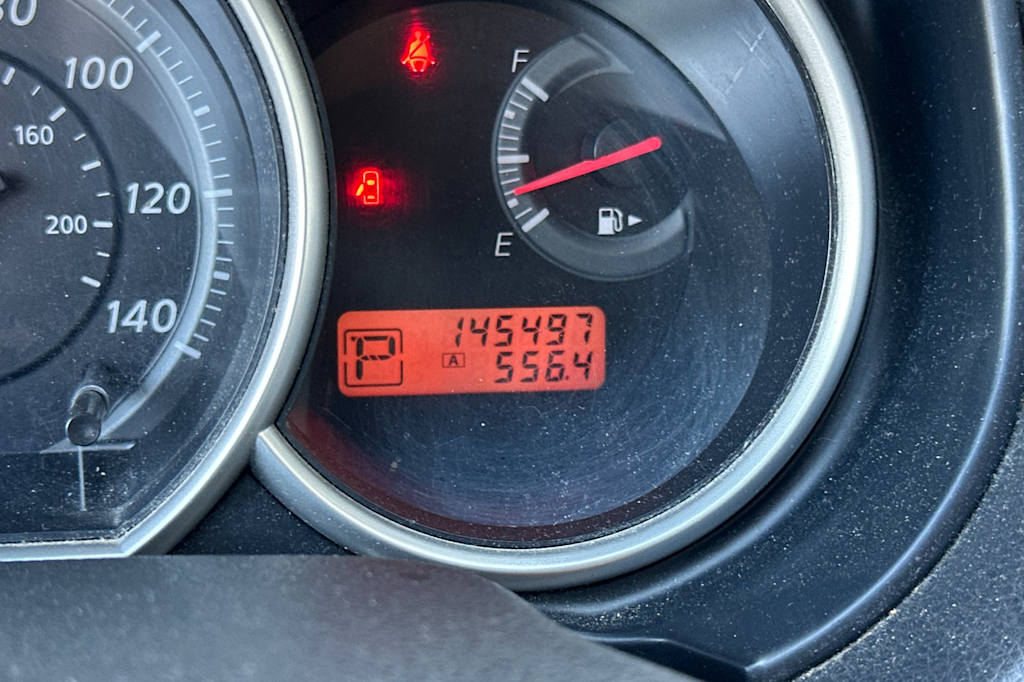 Thumbnail: 2010 Nissan Versa - 26