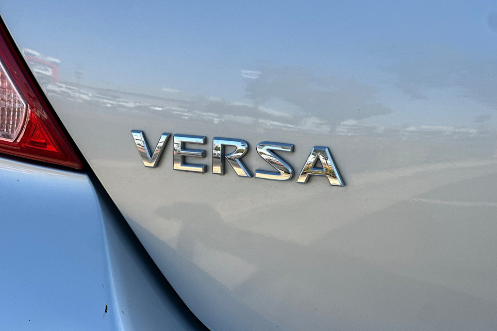 Thumbnail: 2010 Nissan Versa - 7