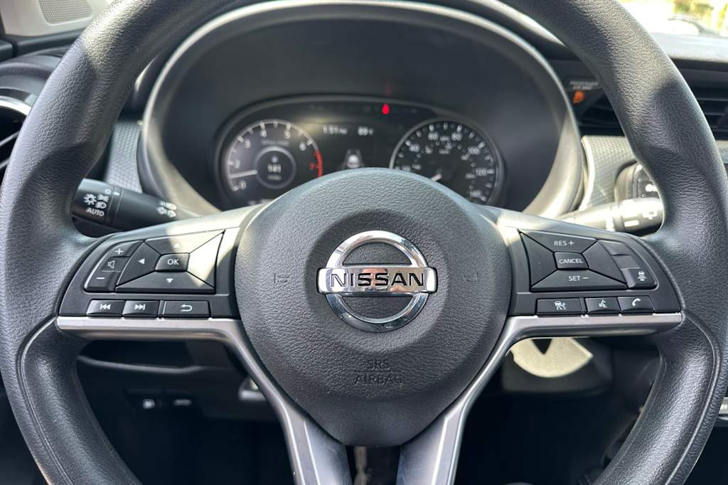 Thumbnail: 2021 Nissan Kicks - 27