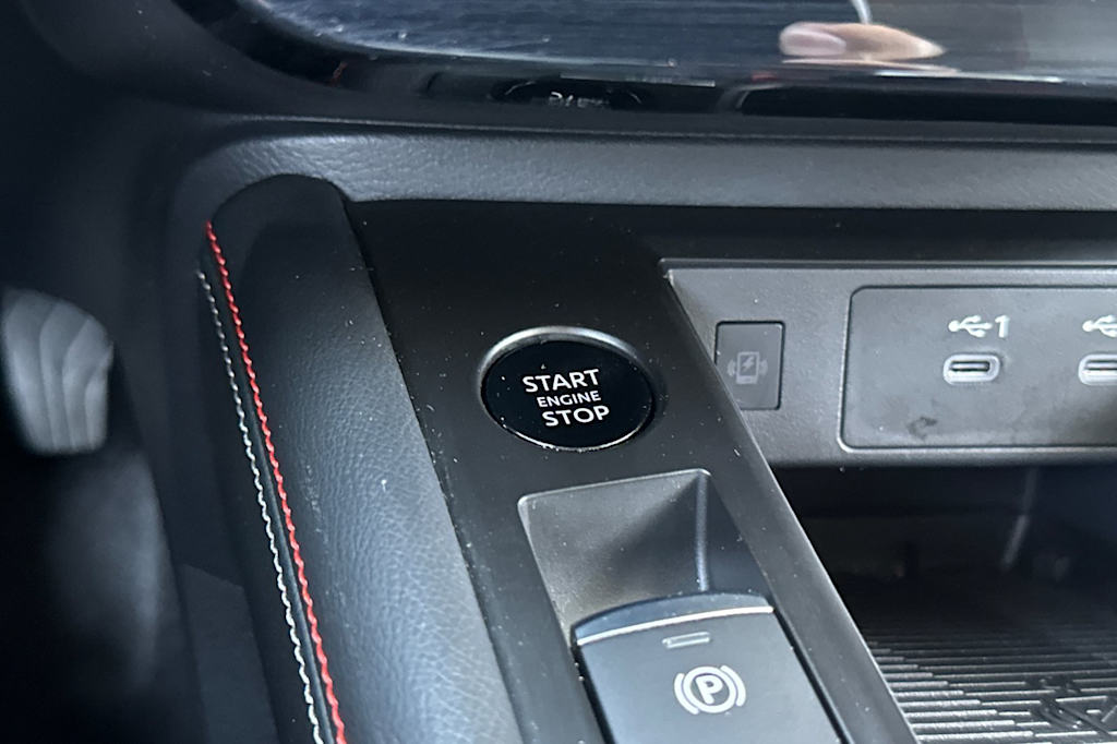 Thumbnail: 2025 Nissan Kicks - 27