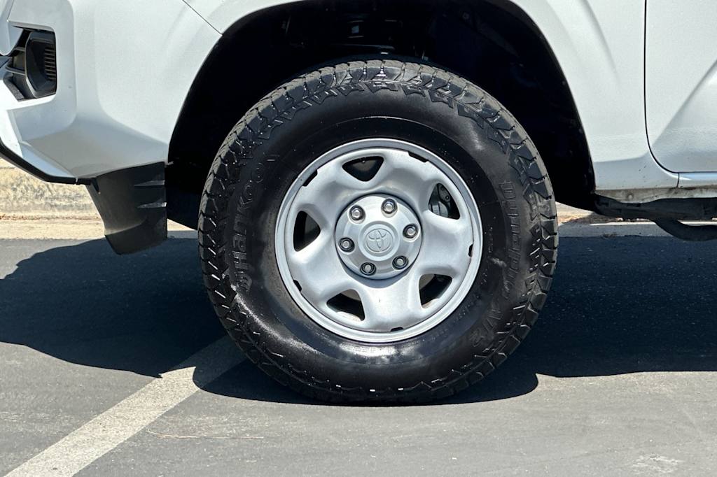 Thumbnail: 2021 Toyota Tacoma - 7