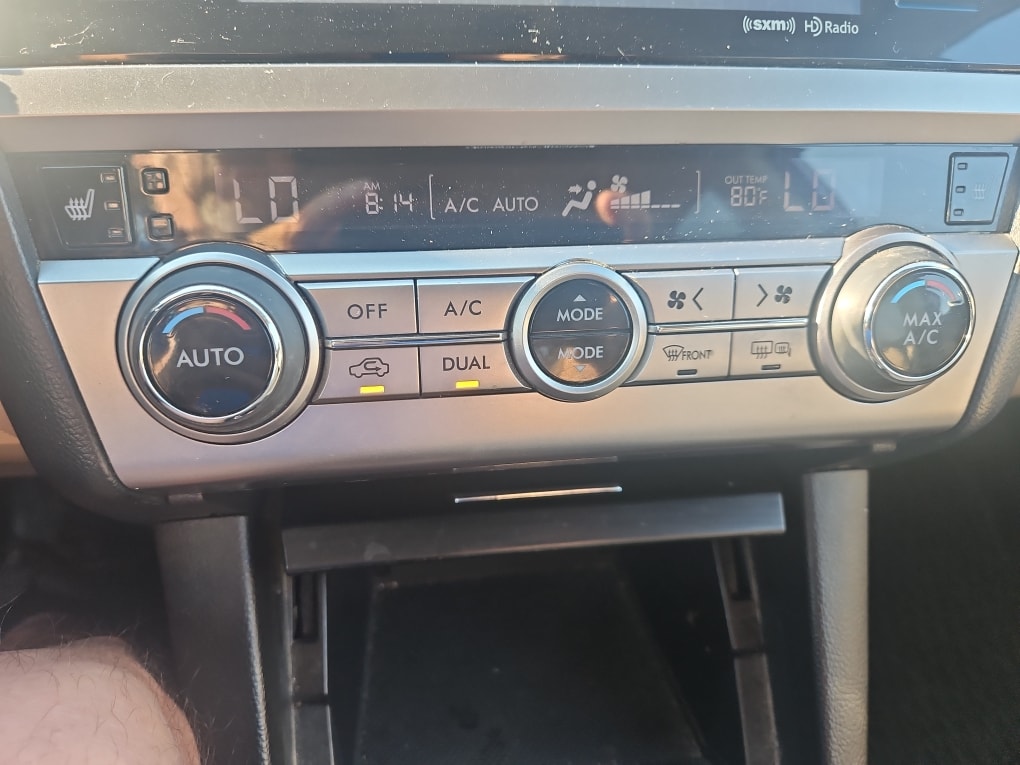 Thumbnail: 2015 Subaru Outback - 21