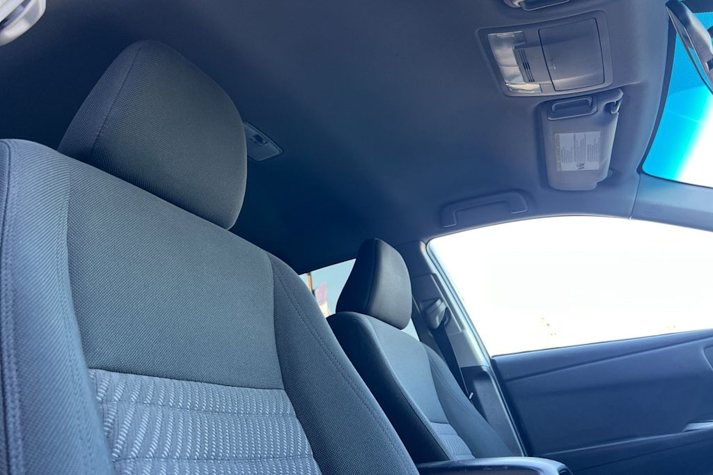 Thumbnail: 2017 Toyota Camry - 21