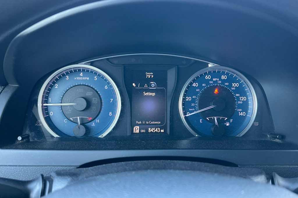 Thumbnail: 2017 Toyota Camry - 14