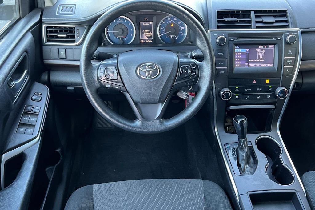 Thumbnail: 2017 Toyota Camry - 10