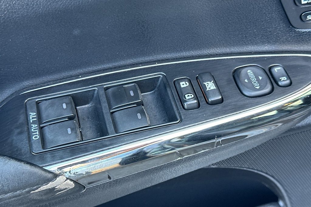 Thumbnail: 2014 Toyota Avalon - 21