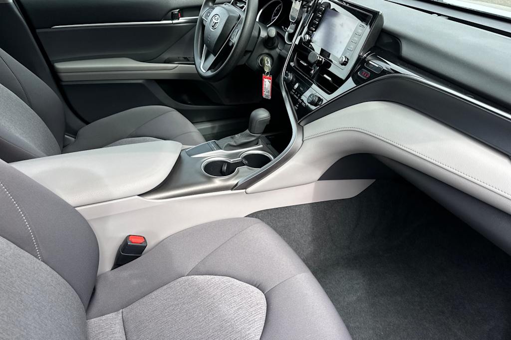 Thumbnail: 2023 Toyota Camry - 10