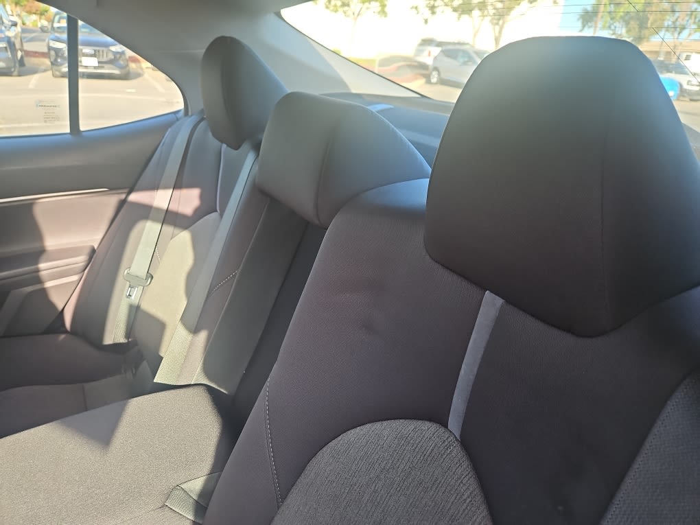 Thumbnail: 2021 Toyota Camry - 18