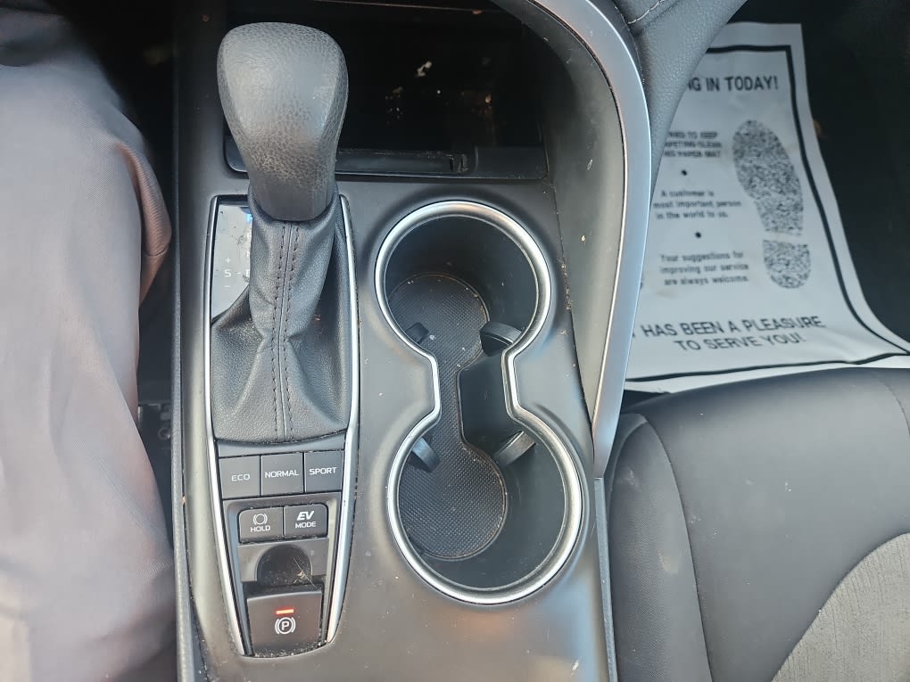 Thumbnail: 2021 Toyota Camry - 12