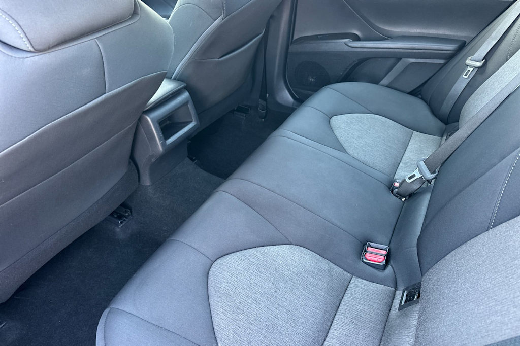 Thumbnail: 2021 Toyota Camry - 11