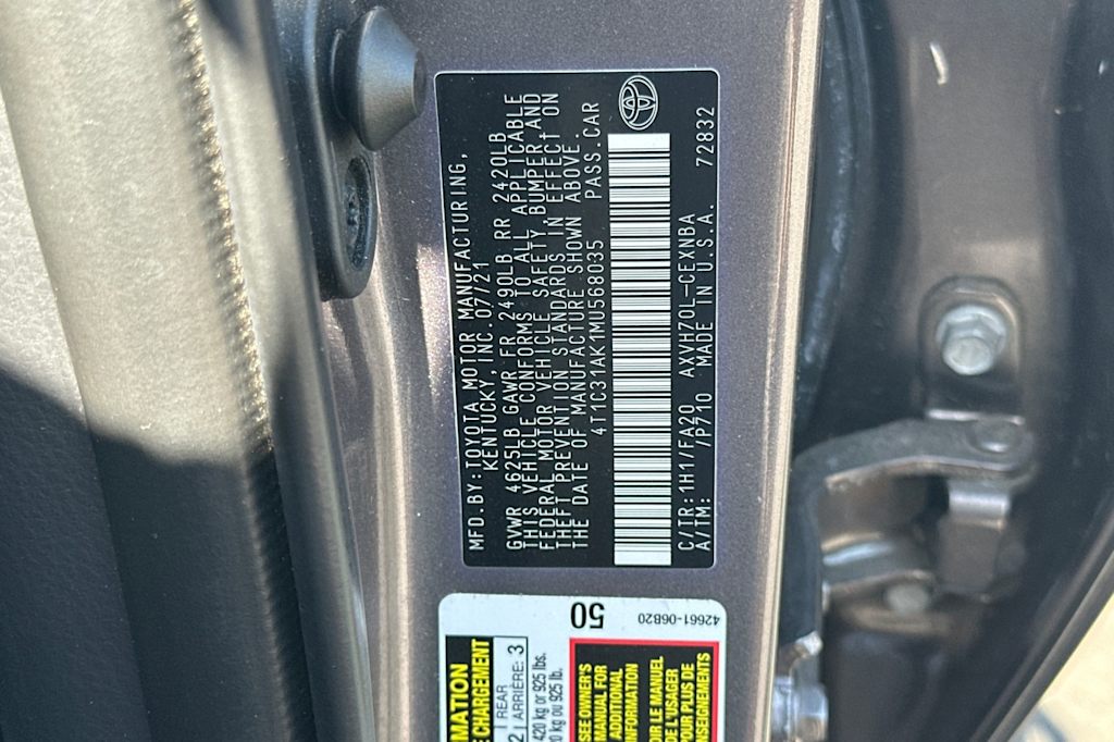 Thumbnail: 2021 Toyota Camry - 18